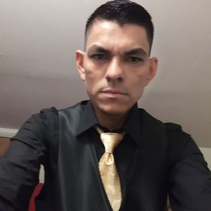 Meet your Posher, Alex